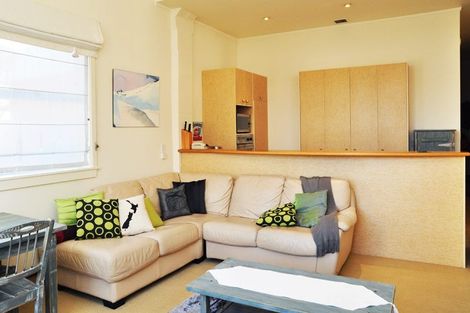 Photo of property in 37u5 Majoribanks Street, Mount Victoria, Wellington, 6011