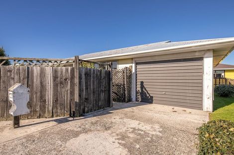 Photo of property in 143 Queen Street, Westport, 7825