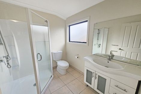 Photo of property in 52 Aotea Drive, Aotea, Porirua, 5024