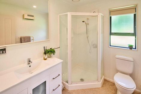 Photo of property in 14 Musket Lane, Whitby, Porirua, 5024