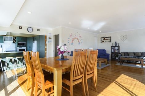 Photo of property in 70 Hinewa Road, Otumoetai, Tauranga, 3110