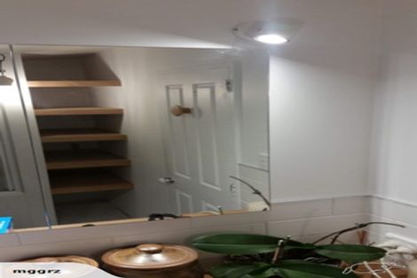 Photo of property in 4 Tawa Road, Te Atatu Peninsula, Auckland, 0610