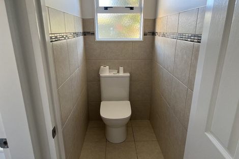 Photo of property in 144 Bartholomew Road, Levin, 5510