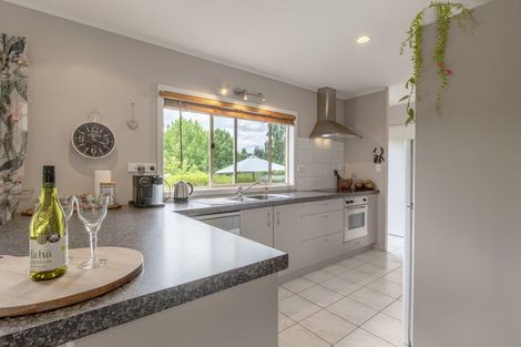 Photo of property in 307 White Road, Waipawa, Otane, 4277