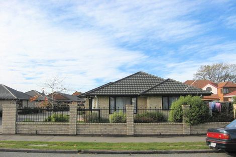 Photo of property in The Oaks, 10 Craven Street, Sockburn, Christchurch, 8042
