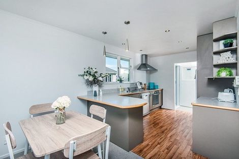 Photo of property in 132 Kowhai Street, Naenae, Lower Hutt, 5011