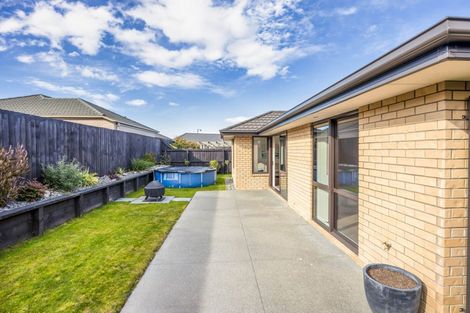 Photo of property in 89 Rannoch Drive, Broomfield, Christchurch, 8042