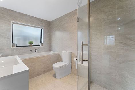 Photo of property in 126 Keri Vista Rise, Papakura, 2110