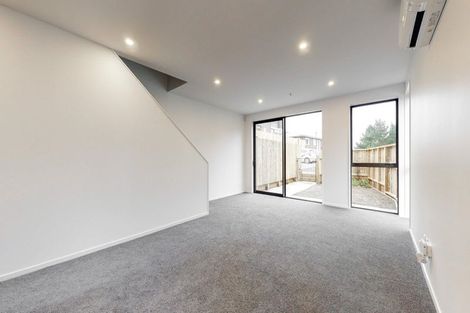 Photo of property in 62u7 Spenmoor Street, Newlands, Wellington, 6037