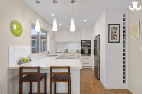 Photo of property in 14 Kakapo Place, Pyes Pa, Tauranga, 3112