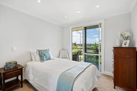 Photo of property in 14/30 Ambassador Glade, Orewa, 0931
