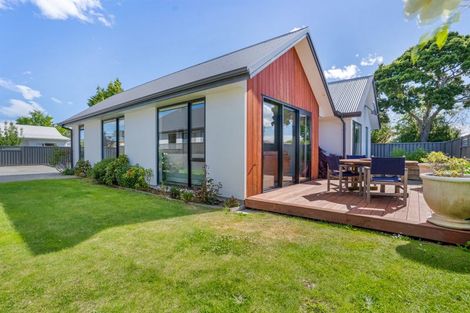 Photo of property in 214 Park Street, Winton, 9720