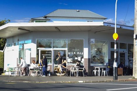 Photo of property in 2 Grahame Street, Devonport, Auckland, 0624