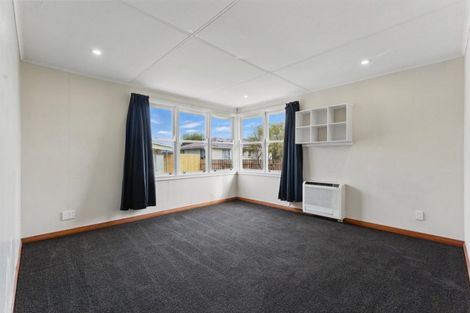 Photo of property in 11 Ward Street, Bulls, 4818