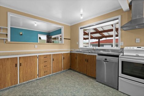 Photo of property in 43 Oldham Avenue, Onekawa, Napier, 4110