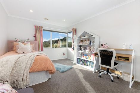 Photo of property in 61 Saint Ives Drive, Camborne, Porirua, 5026