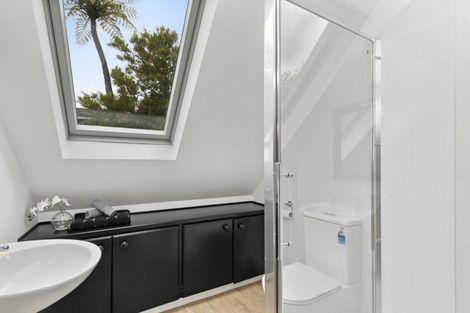 Photo of property in 51 Simla Crescent, Khandallah, Wellington, 6035