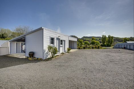 Photo of property in 36 Airini Road, Waimarama, Havelock North, 4294