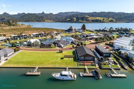 Photo of property in 133 Motu Grande, Pauanui, Hikuai, 3579