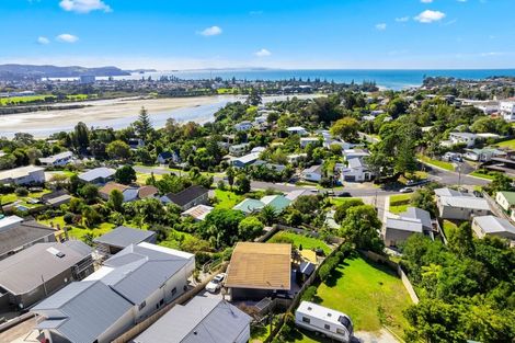 Photo of property in 2/17 Moffat Road, Red Beach, 0932