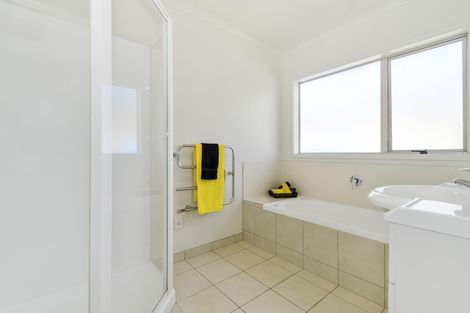 Photo of property in 26 Ploughmans Avenue, Pukekohe, 2120