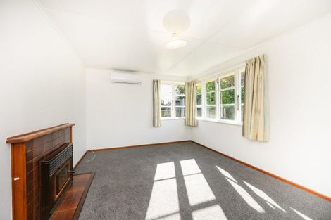 Photo of property in 3 Forth Terrace, Roslyn, Palmerston North, 4414