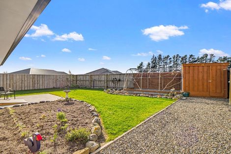 Photo of property in 37 Greig Crescent, Amberley, 7410