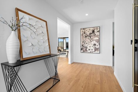 Photo of property in 14a Rose Leigh Drive, Cambridge, 3434