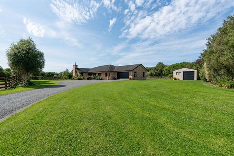 Photo of property in 13 Pukematawai Lane, Levin, 5571