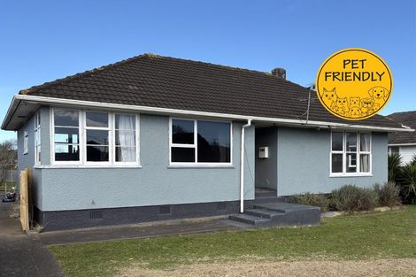 Photo of property in 9 Acourt Street, Hawera, 4610