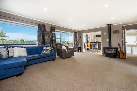 Photo of property in 129 Glamorgan Drive, Torbay, Auckland, 0630