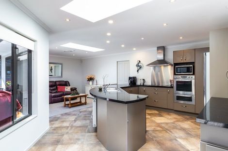 Photo of property in 2 Julies Way, Rangatira Park, Taupo, 3330