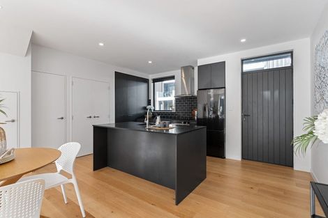 Photo of property in 22 Rua Kai Way, Brooklyn, Wellington, 6021