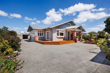 Photo of property in 462 Featherston Street, Palmerston North, 4414