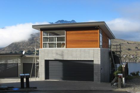 Photo of property in 1/11 Gum Lane, Queenstown, 9300