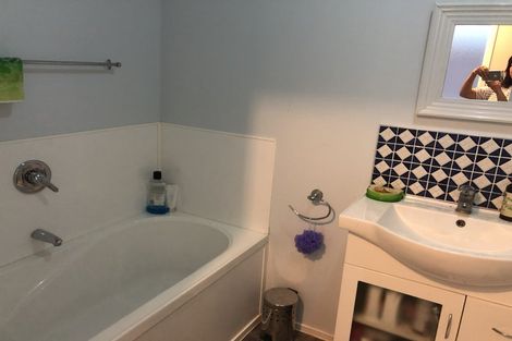 Photo of property in 20 Mason Street, New Lynn, Auckland, 0600