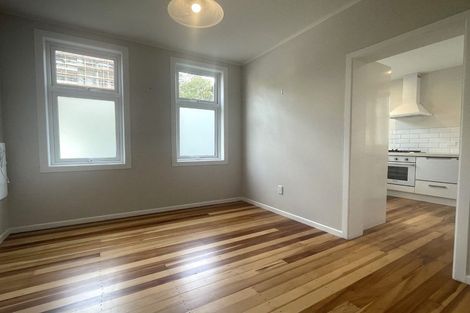 Photo of property in 34f1 Hawkestone Street, Thorndon, Wellington, 6011