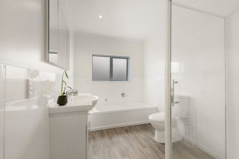 Photo of property in 1 Milton Street, Gore, 9710