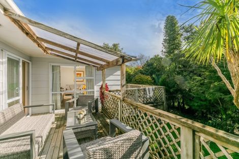 Photo of property in 42 Infidel Place, Torbay, Auckland, 0630