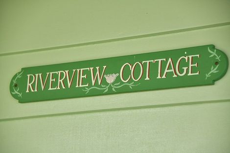 Photo of property in 2 St James Avenue, Helensville, 0800