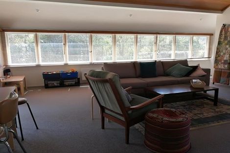 Photo of property in 25 Putnam Street, Northland, Wellington, 6012