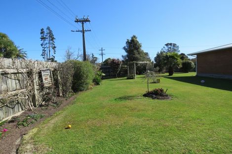 Photo of property in 183 Queen Street, Westport, 7825