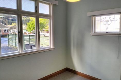 Photo of property in 12 Seddon Street, Wallaceville, Upper Hutt, 5018