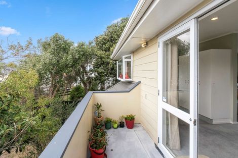 Photo of property in 2a Oriental Street, Petone, Lower Hutt, 5012