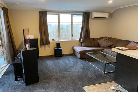 Photo of property in 114u4 Old Farm Road, Hamilton East, Hamilton, 3216