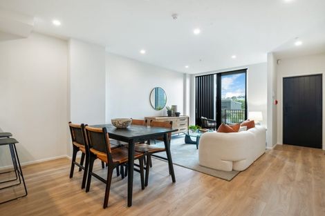 Photo of property in 9/18 Karengo Street, Long Bay, Auckland, 0630