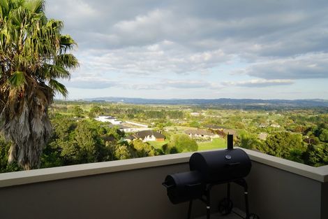 Photo of property in 239 Hill Road, The Gardens, Auckland, 2105