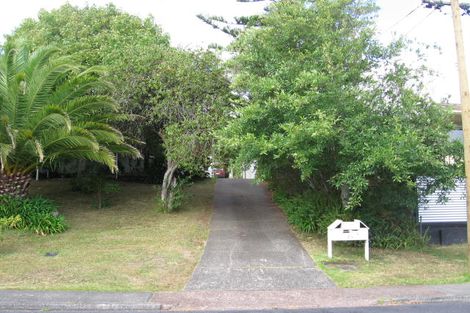 Photo of property in 2/24 William Souter Street, Forrest Hill, Auckland, 0620