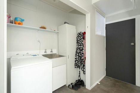 Photo of property in 55 Tiro Tiro Road, Levin, 5510