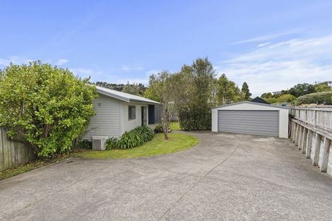 Photo of property in 1185 South Road, Oakura, 4314